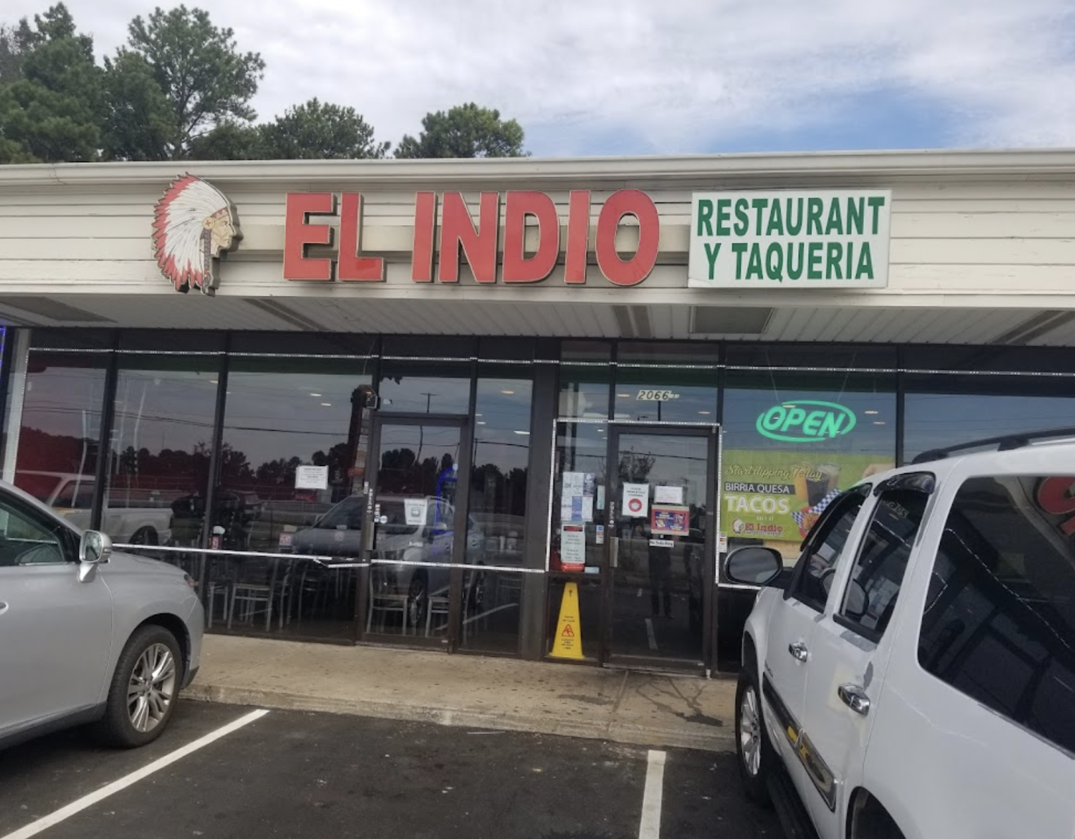 El Indio Restaurant y Taqueria